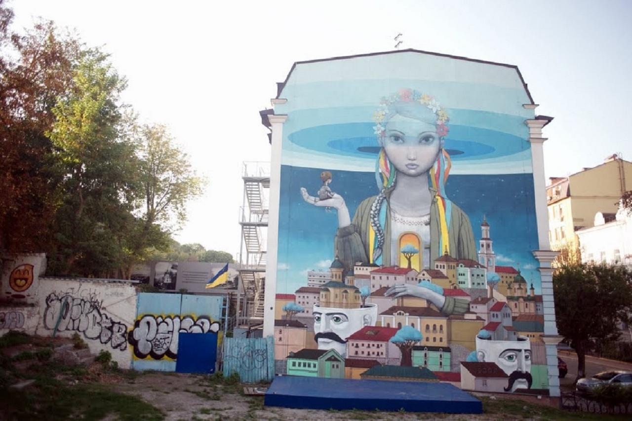 Podil Apart Near Poschtova Square History Center 基輔 外观 照片