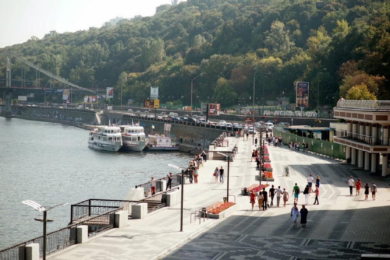 Podil Apart Near Poschtova Square History Center 基輔 外观 照片