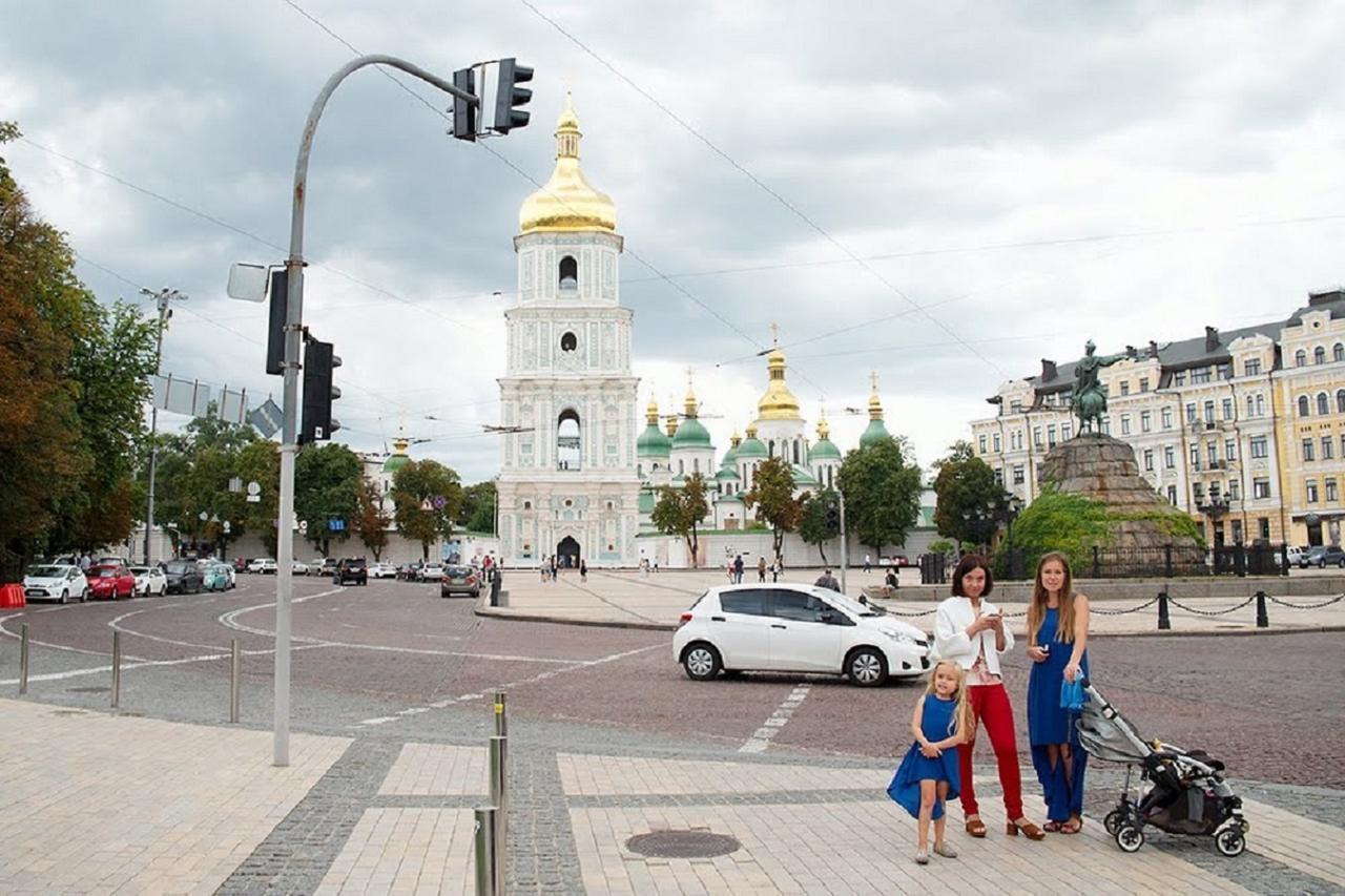 Podil Apart Near Poschtova Square History Center 基輔 外观 照片